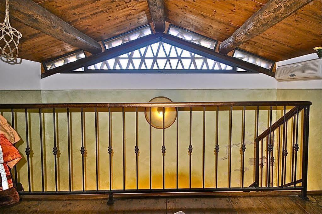 Casa Vacanze La Porta Vinci Exteriér fotografie